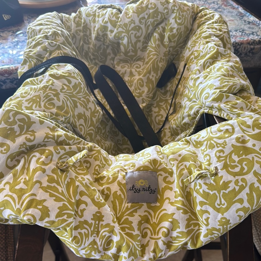 Baby cover for shopping cart seat